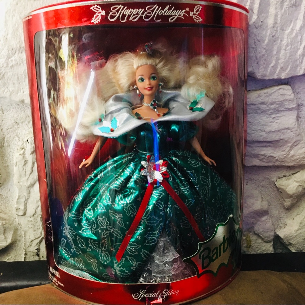 Barbie Happy Holidays / NWT/1995 Rare Vintage